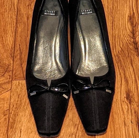 Stuart Weitzman Shoes - Stuart Weitzman Kitten Heel Shoes